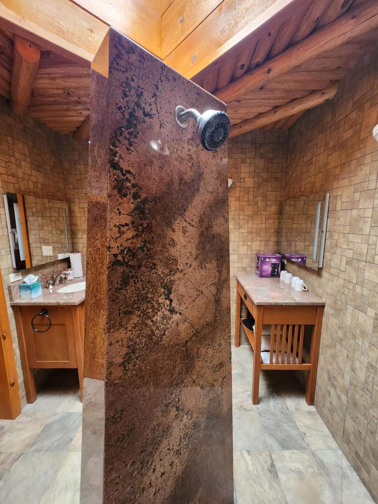 Red Mountain Manor Vineyard And Guesthouse Рио Ранчо Стая снимка